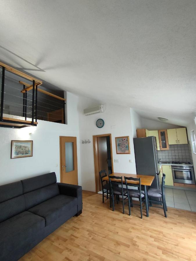 Baska Voda - Apartmani Vesna Exterior photo