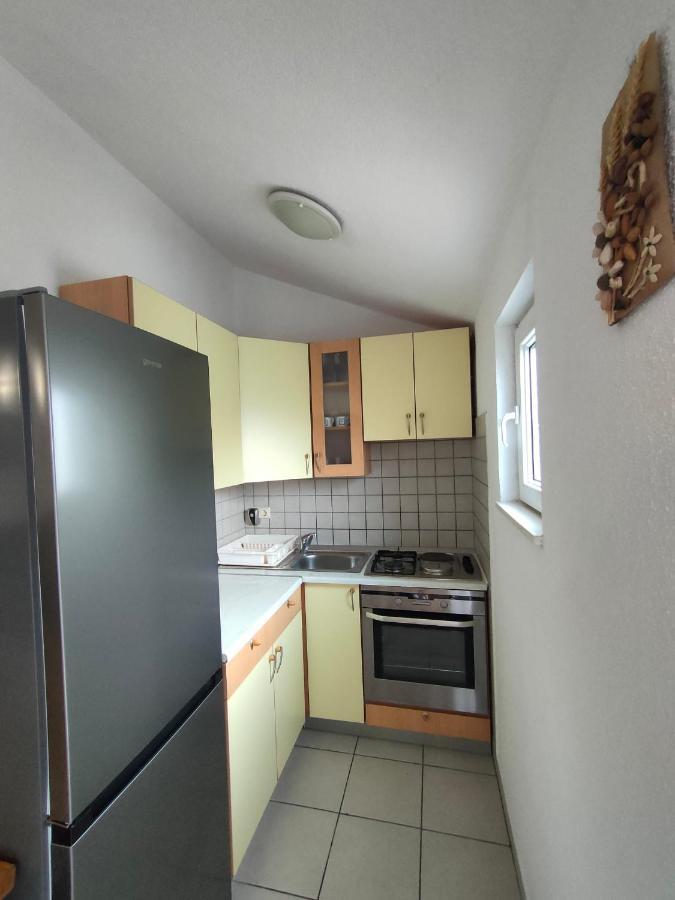 Baska Voda - Apartmani Vesna Exterior photo