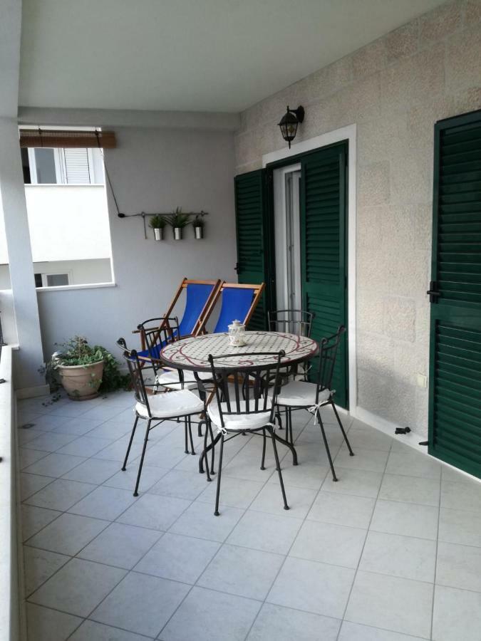 Baska Voda - Apartmani Vesna Exterior photo